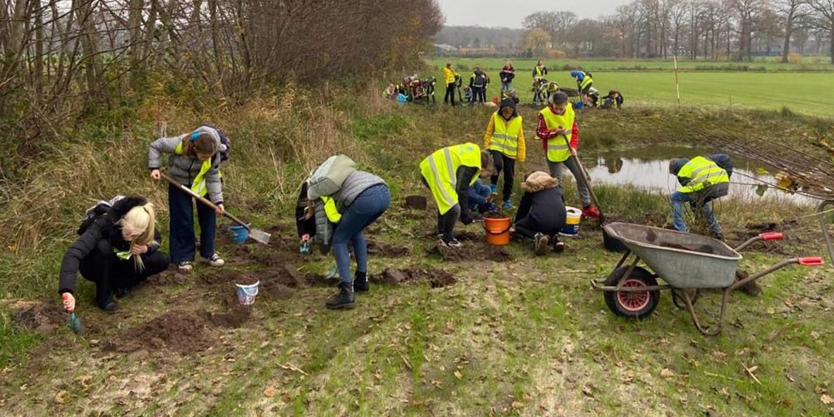 231203 Zaadje tot boom Bomen planten