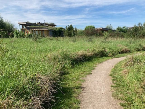 Zicht op de aardhuizen