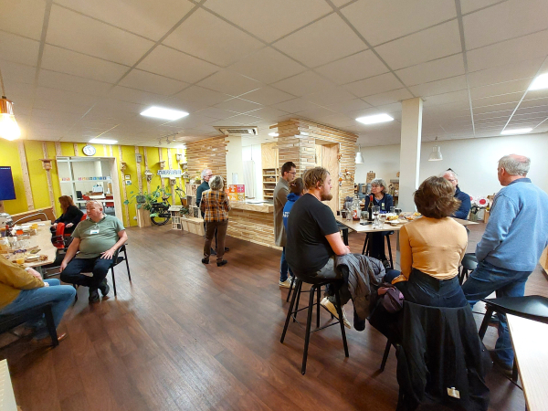 Tweede editie Maak Kennis Café